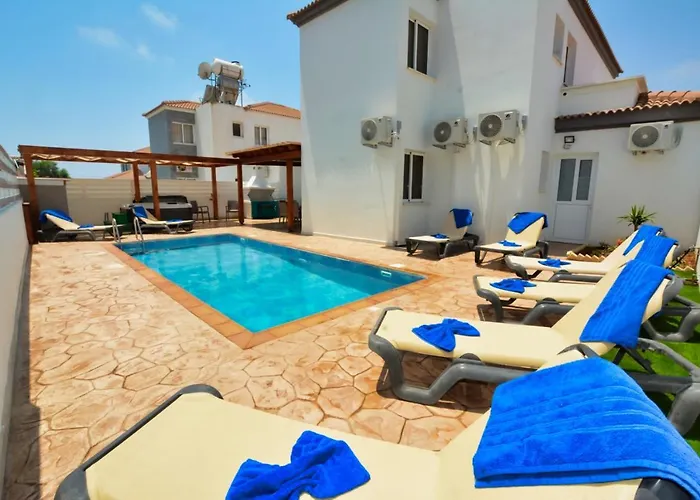 Nissi Sotia Vila Ayia Napa